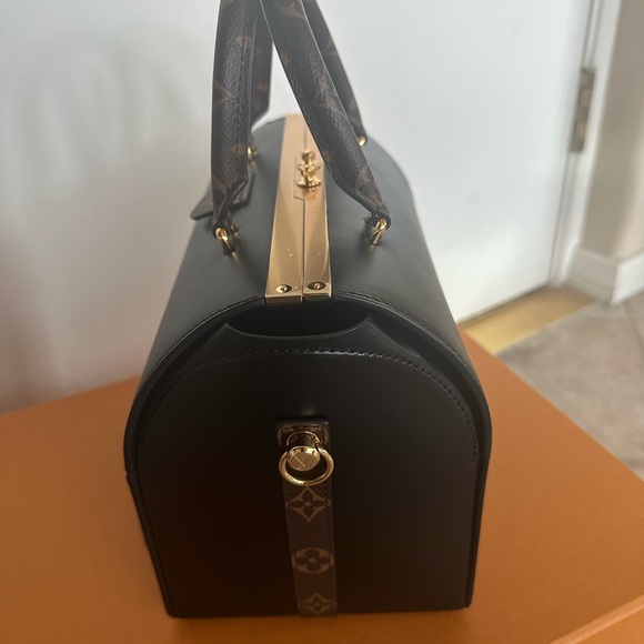 Brand new Louis Vuitton Speedy Doctor 25 - Picture 10 of 16